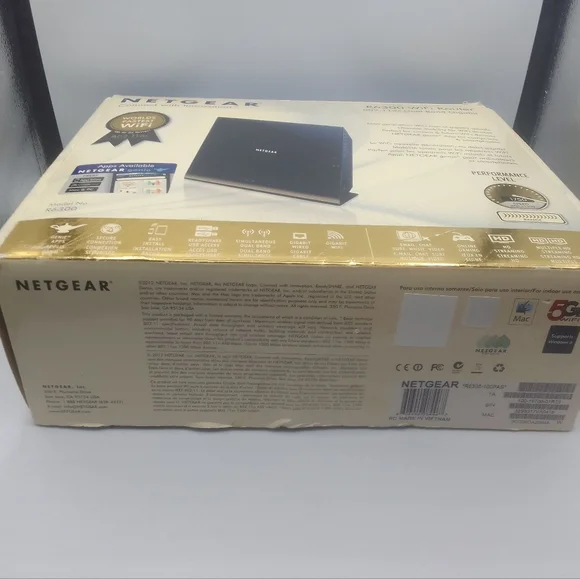 Netgear R6300 WiFi Router - Picture 2 of 9